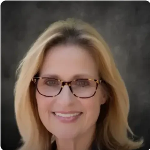 Cynthia Smith, Martine Law